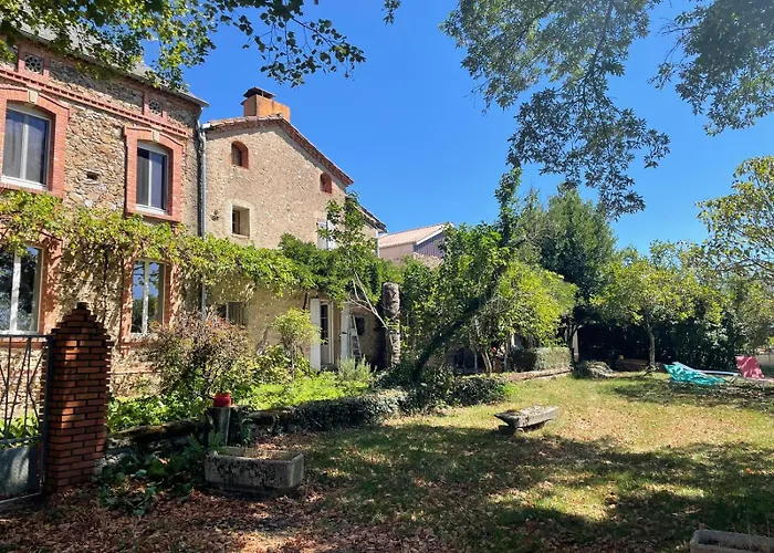 Domaine Du Plo, Tarn Bed & Breakfast Trévien